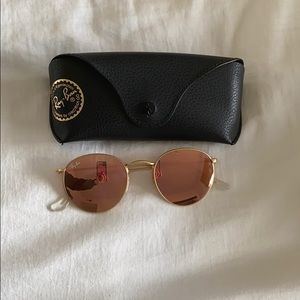 Rose gold Ray-Bans